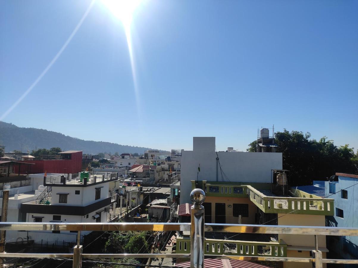 רישיקש Anandam Home Stay מראה חיצוני תמונה